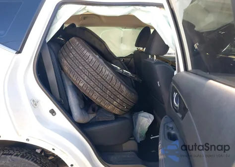 2018 Nissan Rogue S z USA, uszkodzony, nr VIN KNMAT2MTXJP606801